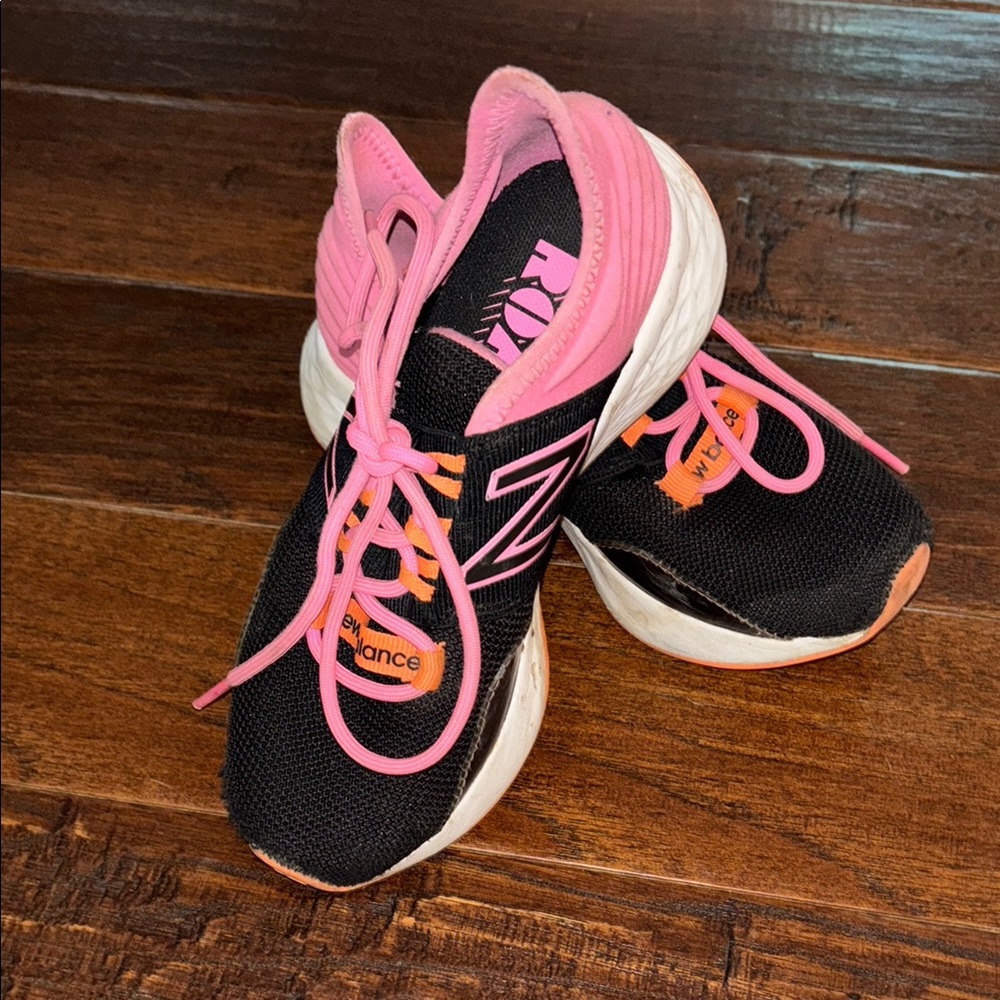 Little Girls Size 13. New Balance Black and Pink Sneakers ROAV